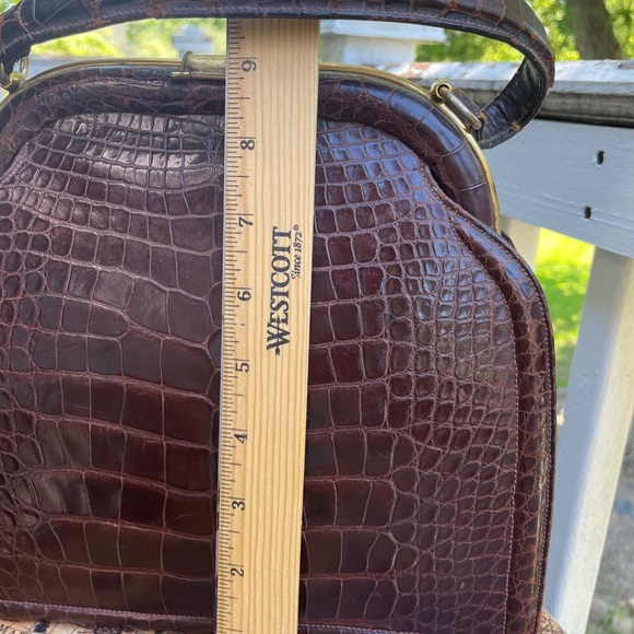 Lucille de Paris Alligator Handbag - Saks Fifth Avenue - Vintage Purse - Picture 12 of 13